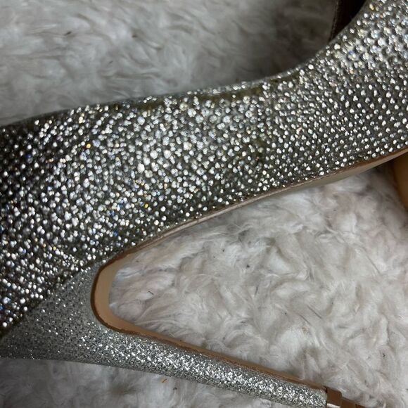 Steve Madden Alary Rhinestone slip on heels pointed toe size 7.5M - Picture 12 of 12